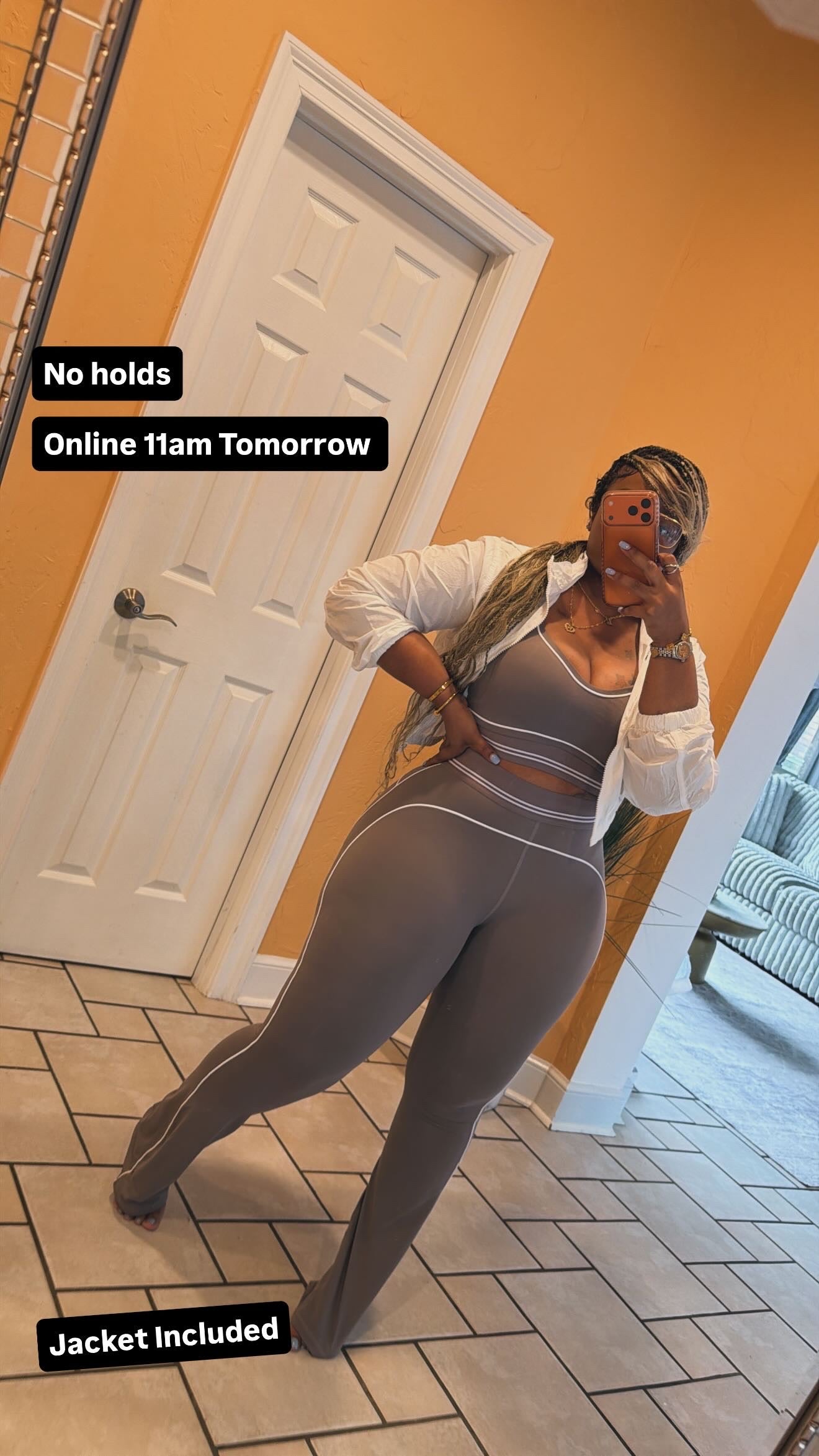 Lo Set (NO JACKET)