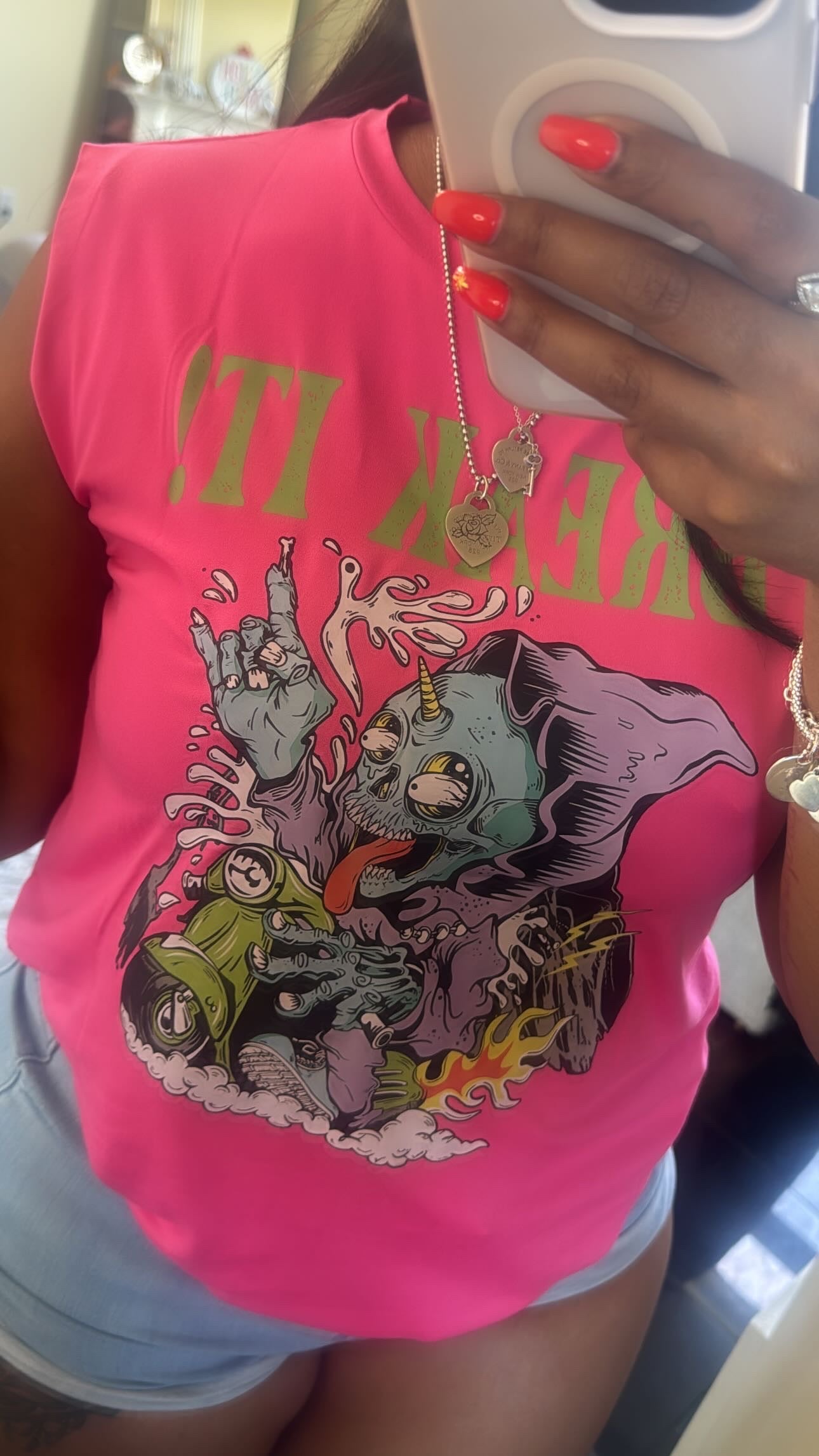 Beat It Tee Graphic T